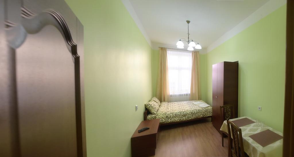 לבוב Apartment On Voloshyna מראה חיצוני תמונה