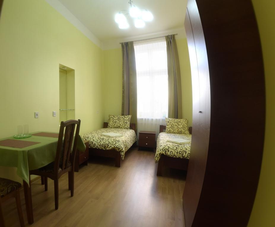 לבוב Apartment On Voloshyna מראה חיצוני תמונה